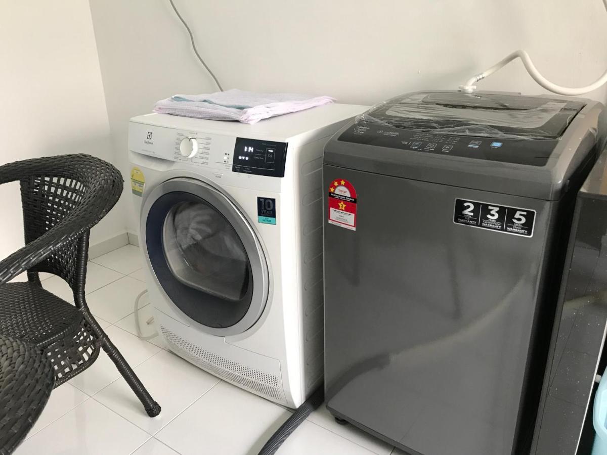 Oyo 90493 Jl Homestay Segamat Eksteriør billede