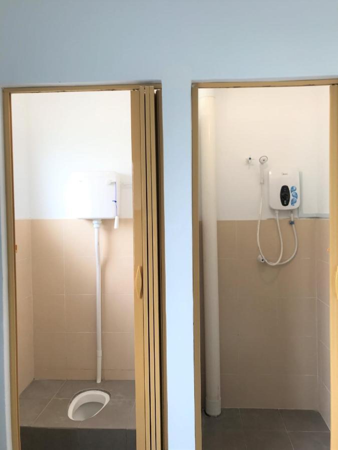 Oyo 90493 Jl Homestay Segamat Eksteriør billede