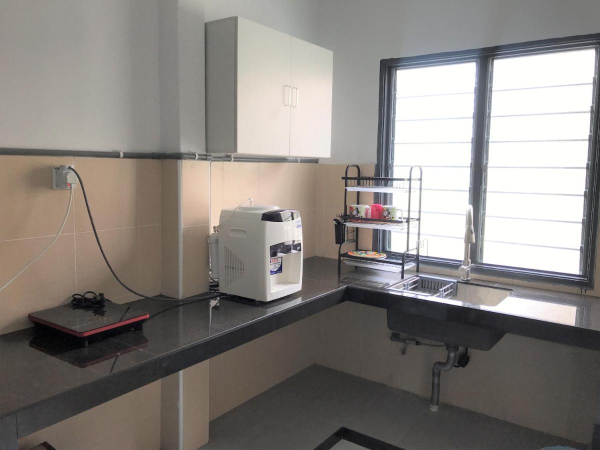 Oyo 90493 Jl Homestay Segamat Eksteriør billede