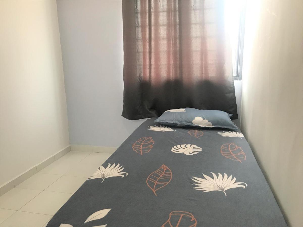 Oyo 90493 Jl Homestay Segamat Eksteriør billede
